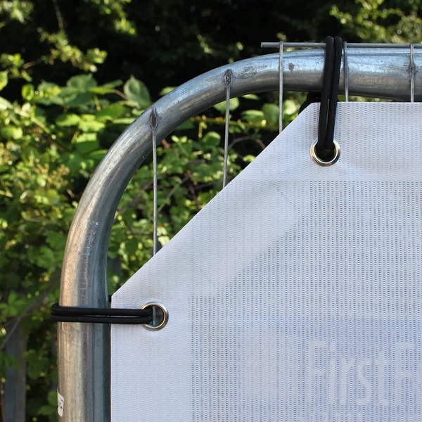  Heras - Fencing - Banners Angled - Corners Detail