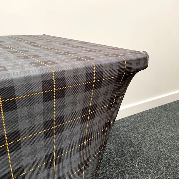 Stretch - Tablecloth Corner - Right